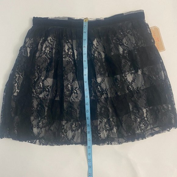 Copper Key Lace Plaid Mini Skirt A Line Black White Dressy Or Casual Sz M - Picture 7 of 15